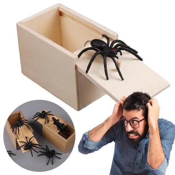 💥HALLOWEEN SPECIAL 💥Super Funny Crazy Prank Gift Box Spider