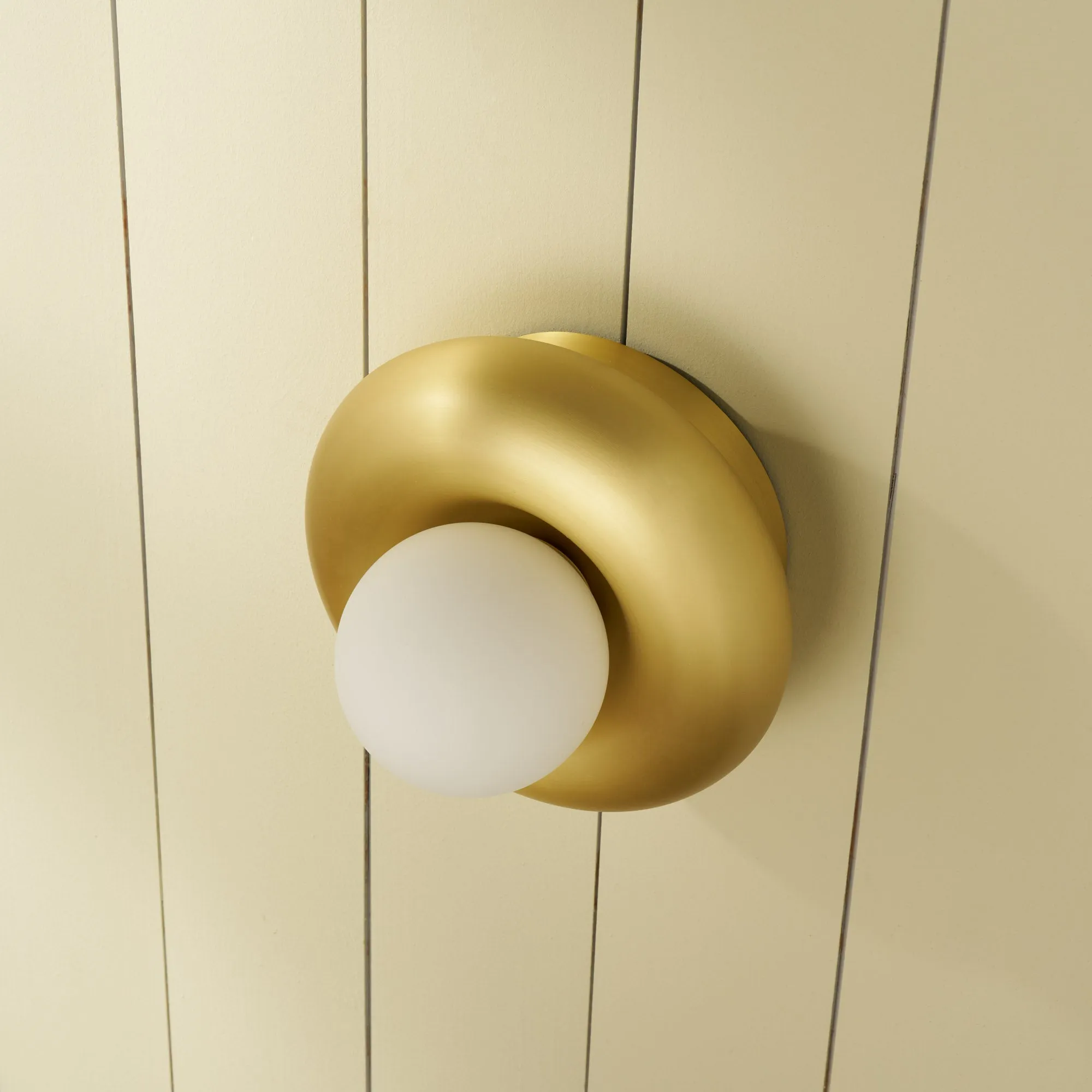 NOVI Brass Wall Light - Brass