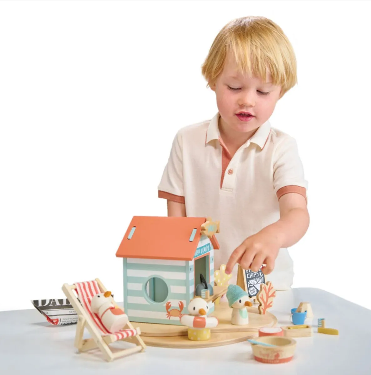 Sandy's Beach Hut - Tender Leaf Toys