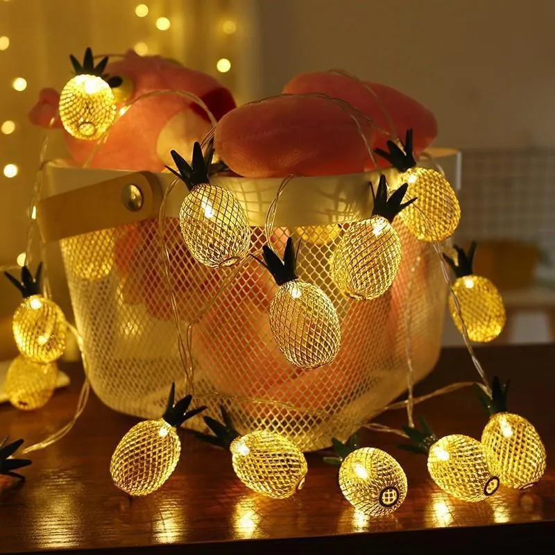 TEEK - Pineapple String Lights