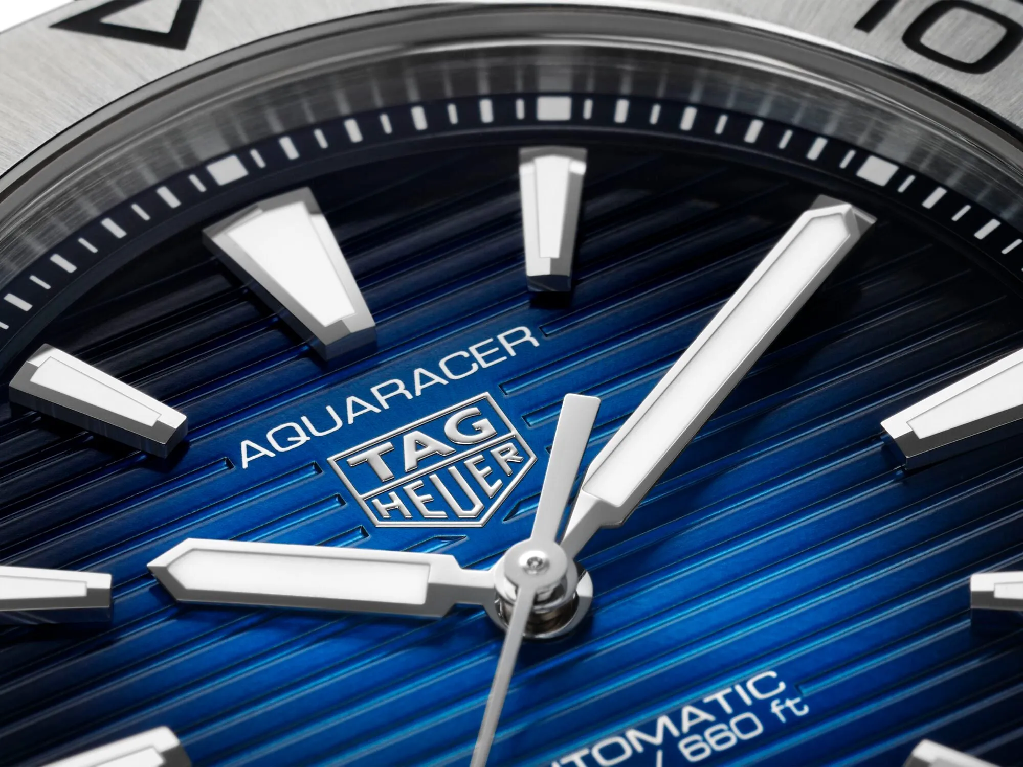 TH Watch Aquaracer ProFSsional 2