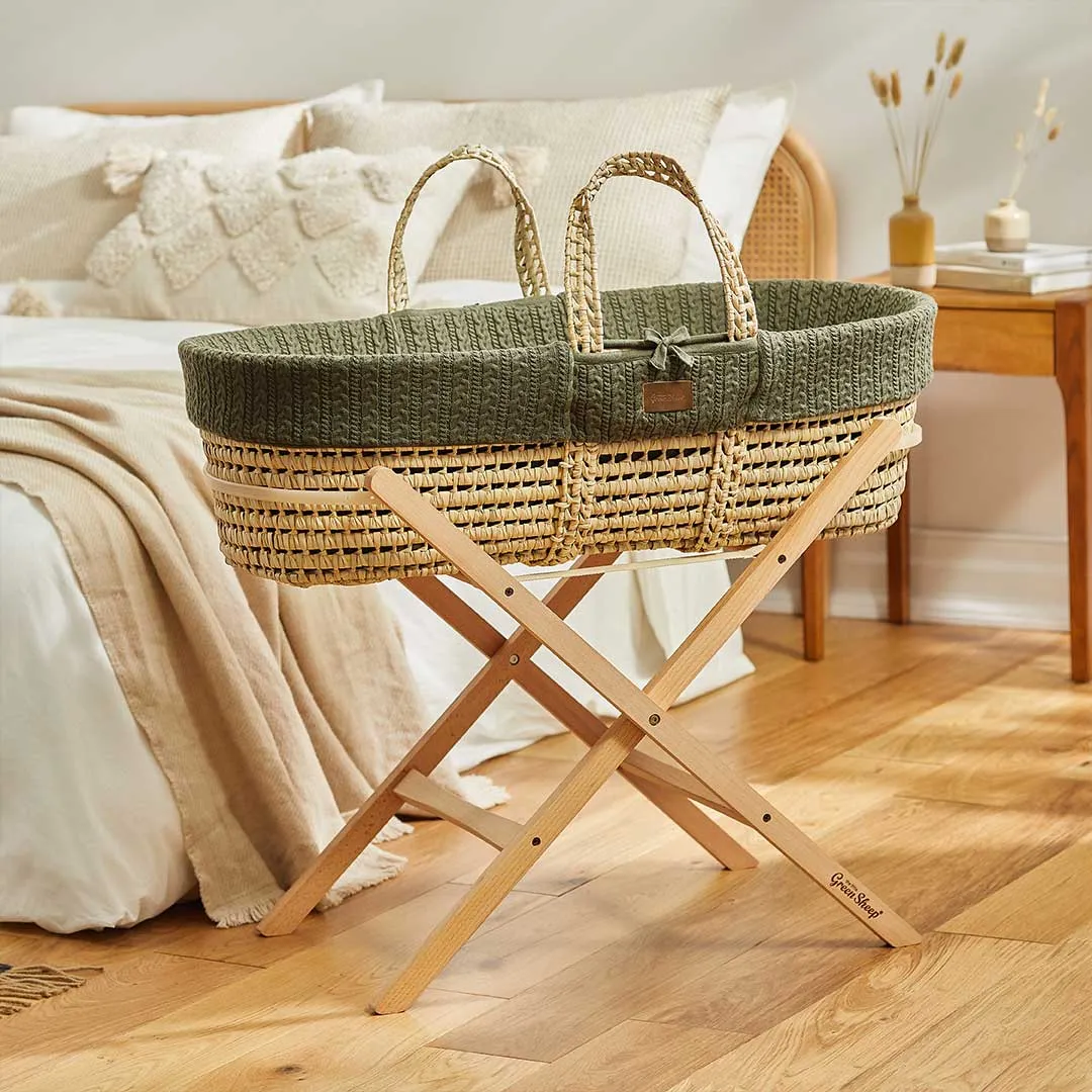 The Little Green Sheep Natural Knitted Moses Basket - Mattress   Static Stand