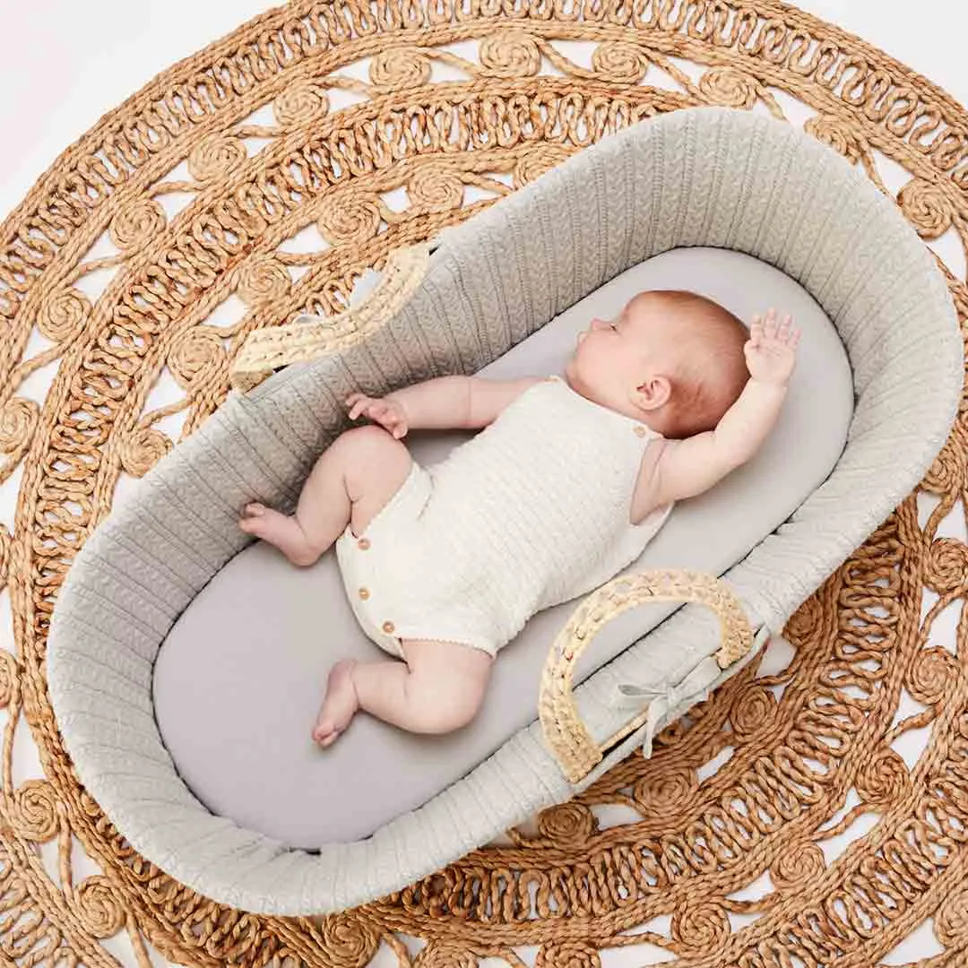 The Little Green Sheep Organic Knitted Moses Basket Bundle